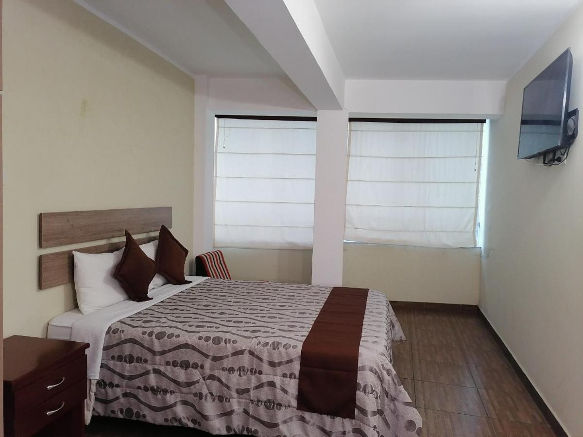 Hotel Plaza Баранка Екстериор снимка